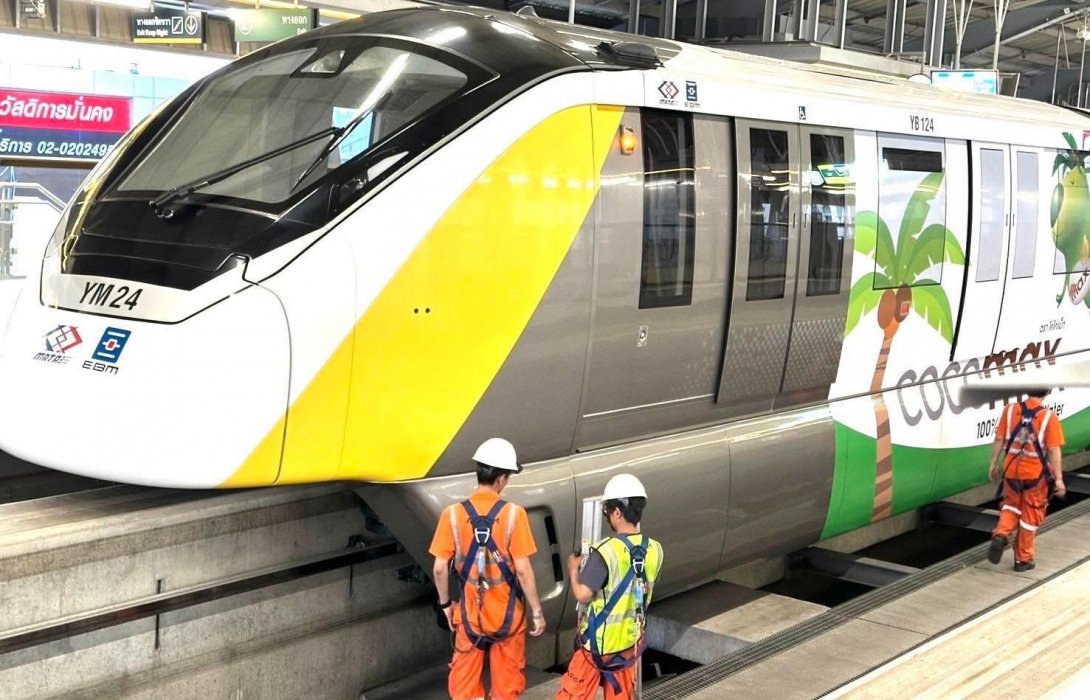 รถไฟฟ้าสายสีเหลืองเตรียมเปิดให้บริการช่วงเที่ยงวันนี้ ด้าน ”สายสีชมพู“ ยังปิดให้บริการอีก 1 วัน ลุยตรวจสอบรางจ่ายไฟเพิ่มเติม 