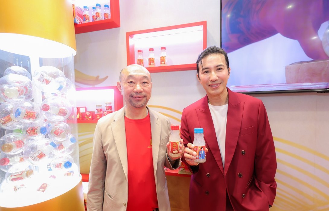 “เบลล์” ฝ่าตลาดรังนกแข่งเดือด ตรึงราคา-รุกสินค้าใหม่ ดันแบรนด์โตต่อปี 69 เดินหน้าทำตลาดเชิงรุกร่วม Co-Brand กับ บริษัท สุภาพโอสถ จำกัด เปิดตัวผลิตภัณฑ์รังนกขนาด 45 มล. สูตรหล่อฮังก๊วย เตรียมปรับดีไซน์ฝาผลิตภัณฑ์ใหม่เจาะกลุ่มพรีเมี่ยม