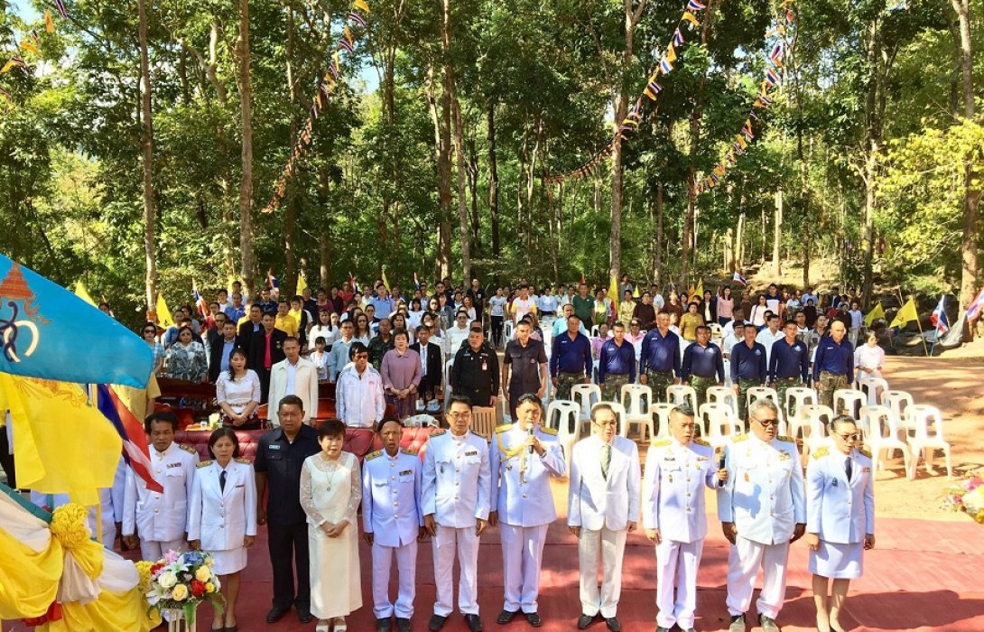 พิธีเปิดถนนทางเข้าวัด