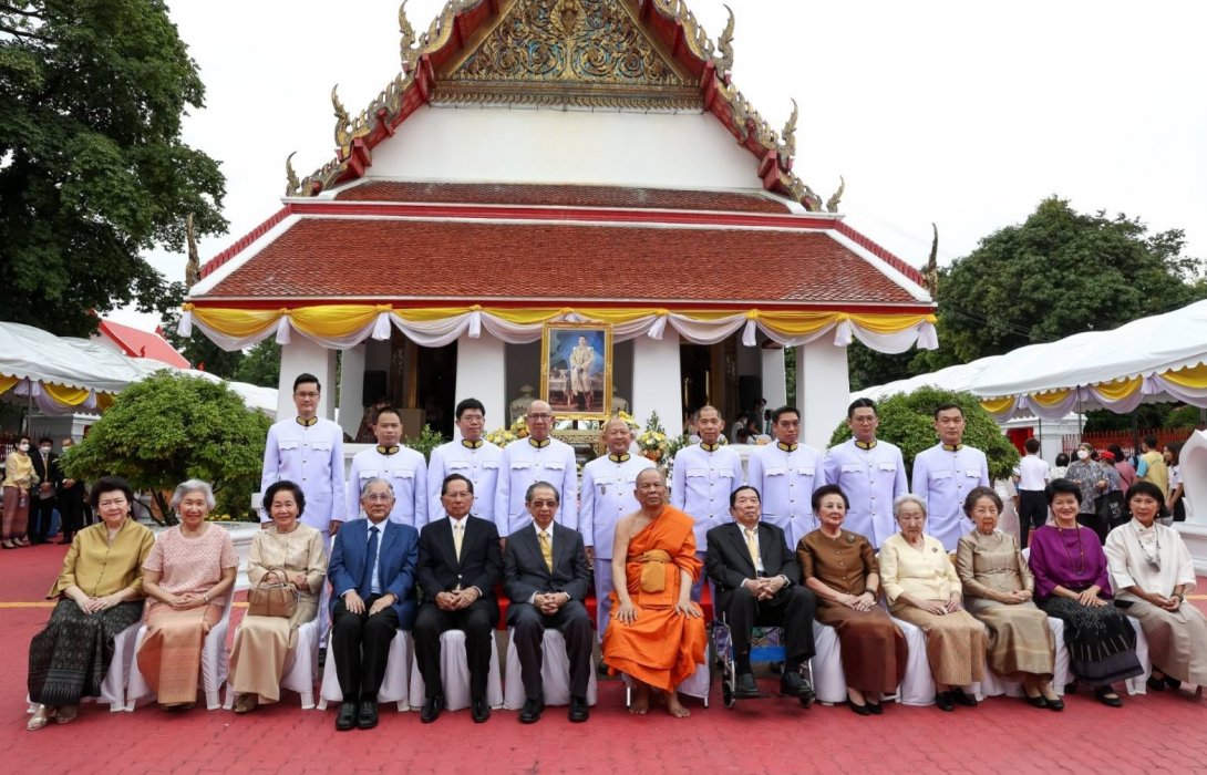 ครบรอบ 80 ปี “กลุ่มพูลผล” จัดพิธีกฐินพระราชทาน ณ วัดทองธรรมชาติวรวิหาร สานต่อการทำนุบำรุง และสืบทอดพระพุทธศาสนา เดินหน้าสร้างประโยชน์เพื่อสังคม มุ่งสู่การเติบโตอย่างยั่งยืน