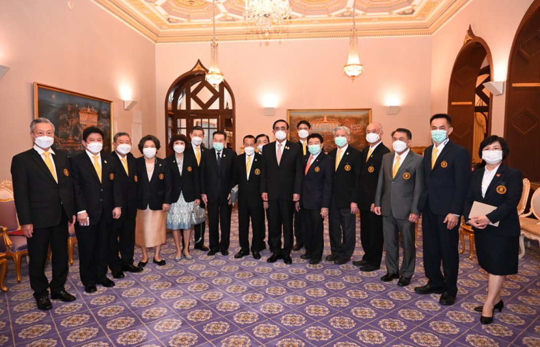 มูลนิธิป่อเต็กตึ๊ง มอบของขวัญวันเด็ก แด่นายกรัฐมนตรี เนื่องในวันเด็กแห่งชาติ 2566