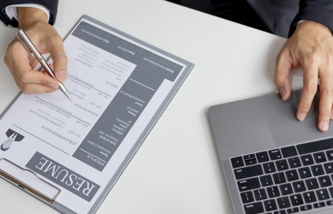 โปรแกรม HR บริหารงานบุคคลคืออะไร ใช้อย่างไรให้คุ้มค่าที่สุดสำหรับธุรกิจไทย