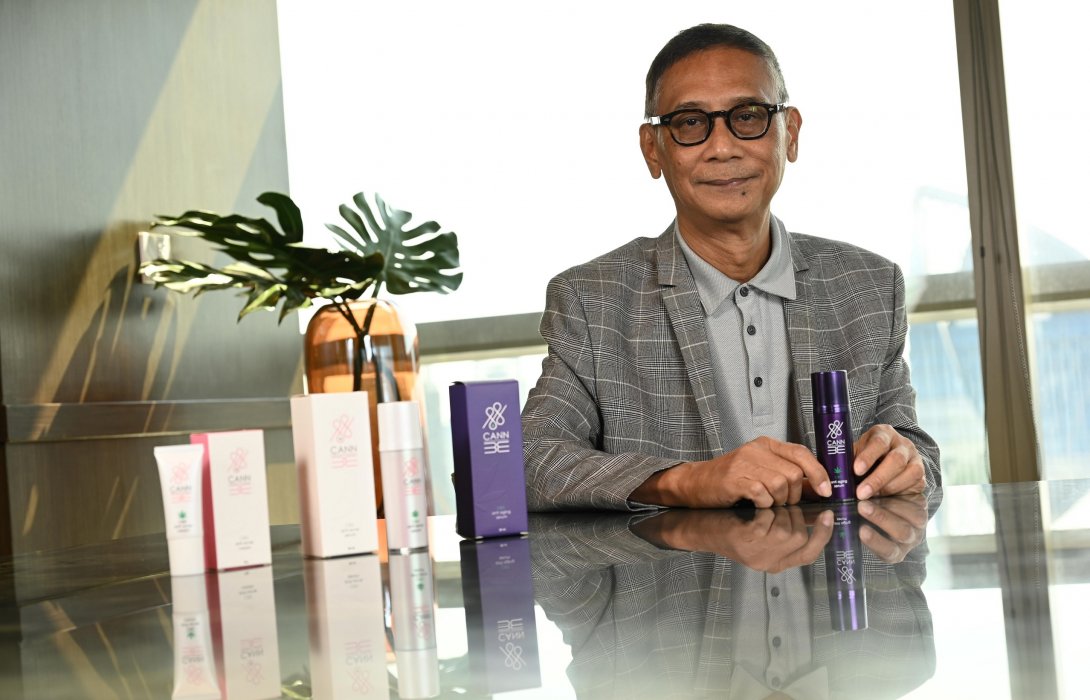 “88 แคนนาเทค” เปิดวิสัยทัศน์กัญชง พืชเศรษฐกิจใหม่ ภายใต้แนวคิด “เราปลูกสุขภาพ” เดินหน้ายกระดับโมเดลธุรกิจที่เป็นมากกว่า ‘การปลูก-สกัด-แปรรูป’ ชู กลยุทธ์ From Local to Global รองรับตลาด Wellness กลุ่มลูกค้าคนไทย-ต่างชาติ