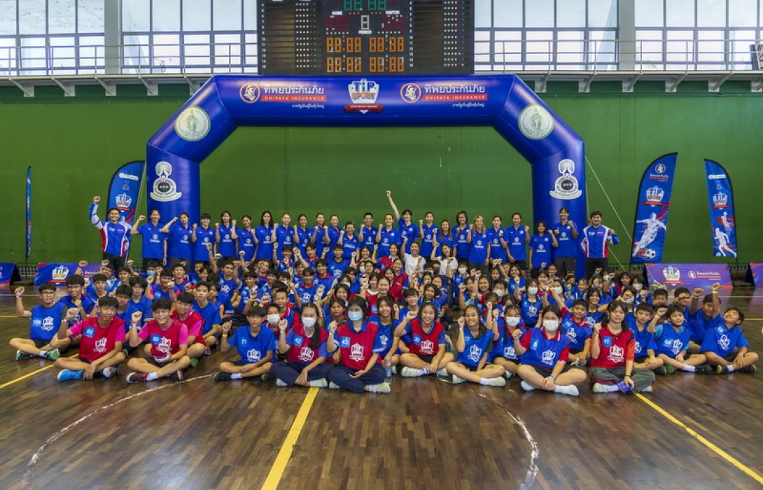 “TIP SPIRIT นักกีฬาเลือดใหม่ ใส่สุดพลัง” สนาม 3 คว้าอดีตทีมชาติงัดทักษะนักกีฬามืออาชีพ สอนเยาวชนต่อยอดโครงการ ทิพย วอลเลย์บอลคลินิก