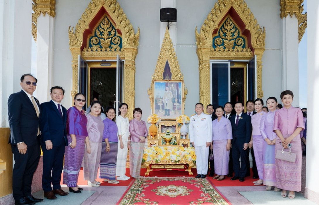 กลุ่มเอสซีบี เอกซ์สืบสานทำนุบำรุงพระพุทธศาสนาจัดพิธีถวายผ้าพระกฐินพระราชทาน ประจำปี 2566 ณ วัดอ่างทองวรวิหาร จ.อ่างทอง
