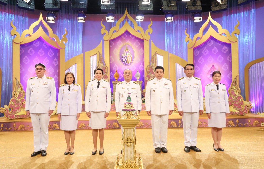 เลขาธิการ คปภ. นำคณะผู้บริหาร สำนักงาน คปภ. บันทึกเทปถวายพระพรชัยมงคล สมเด็จพระนางเจ้าสุทิดา พัชรสุธาพิมลลักษณ พระบรมราชินี