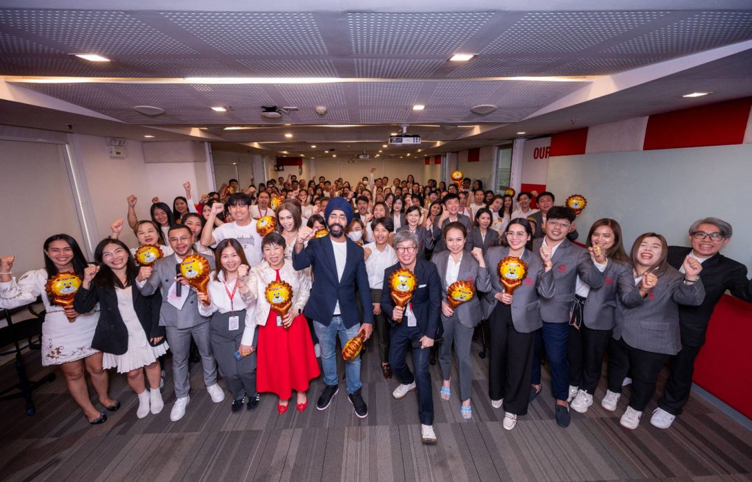 เจนเนอราลี่ ไทยแลนด์ มอบรางวัล สุดยอดตัวแทน ช่องทางไดเรค บิสิเนส ยอดเยี่ยมแห่งปี