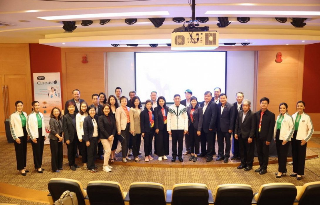 ผู้จัดการ ธ.ก.ส. เป็นวิทยากรในหลักสูตร Leadership Succession Program รุ่นที่ 16