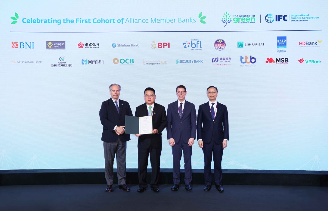 กรุงศรีร่วมเป็นผู้นำขับเคลื่อนความเป็นเลิศด้านการธนาคารสีเขียวในภูมิภาคเอเชียแปซิฟิก