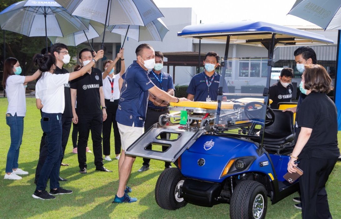 ยามาฮ่าสนับสนุน บุรีรัมย์ ยูไนเต็ด มอบ Ambulance Golf Car 2 คัน มูลค่า 959,000 บาท