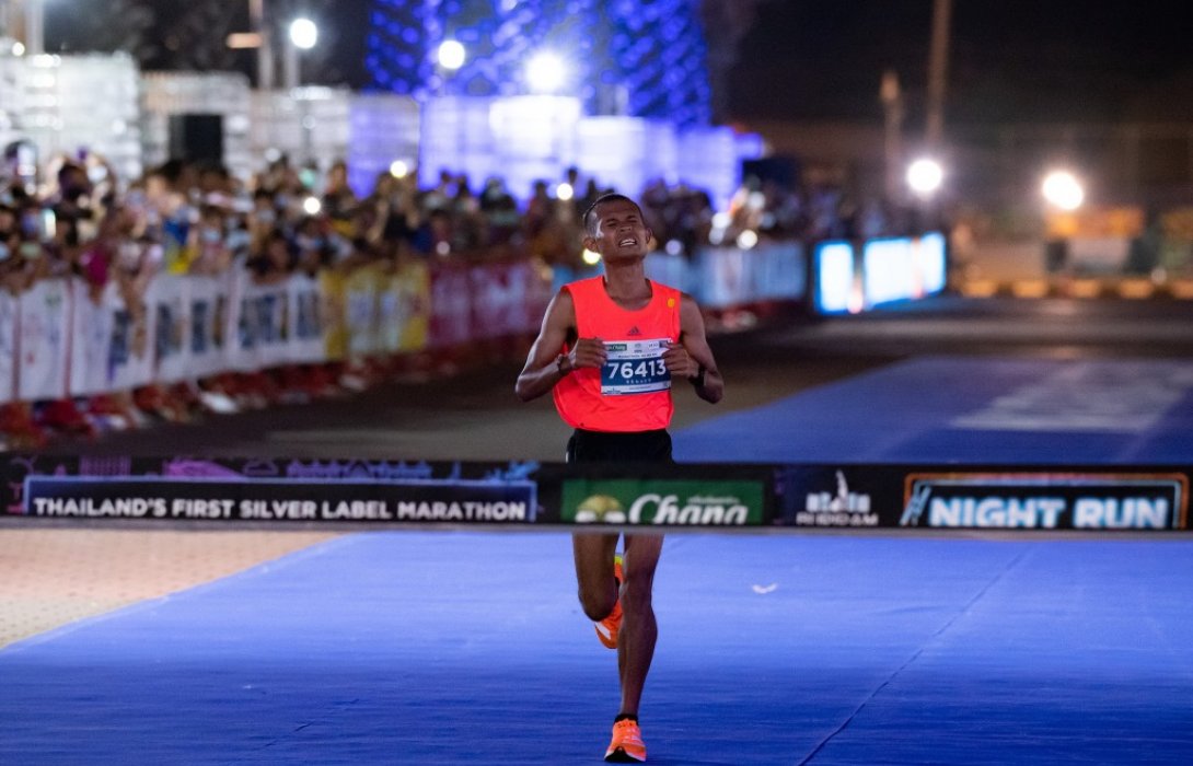 บุรีรัมย์มาราธอน 2021 เปิดประวัติศาสตร์ใหม่! วิ่งไนท์รัน-วิถีใหม่ครั้งแรก “สัญชัย”แชมป์