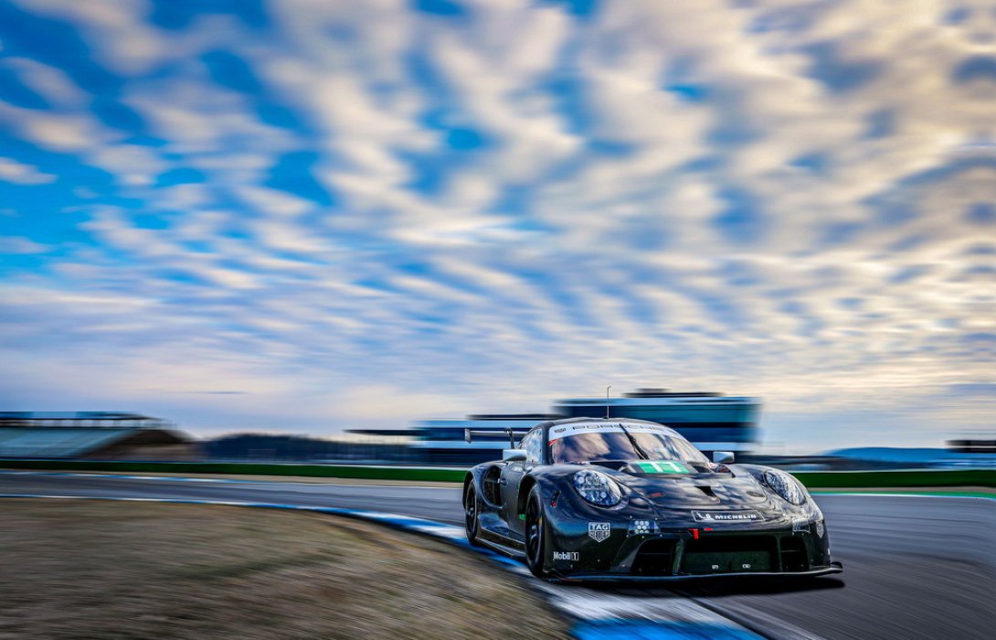 ปอร์เช่ 911 อาร์เอสอาร์ ดาวเด่นแห่งฤดูกาลด้วยประสบการณ์ลงสนาม Le Mans มากถึง 59 ครั้ง 