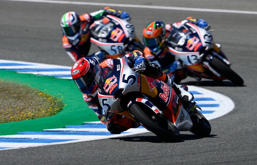 “ก๊องส์-ธัชกร”ฉายแววระดับโลก คว้าท็อป 8 โมโตจีพี รุกกีส์ คัพ สนาม 3