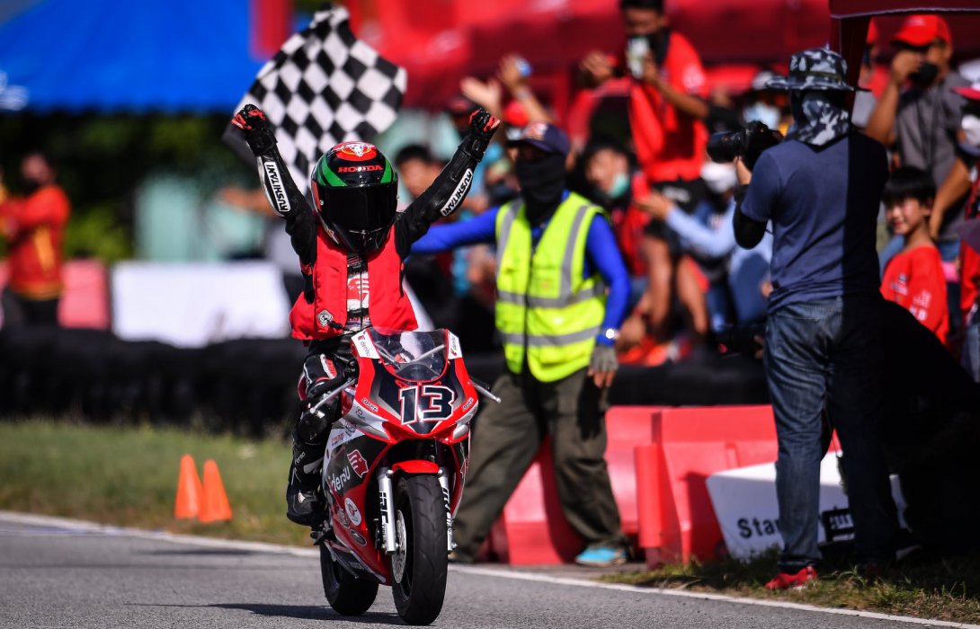 “น้องเฟอร์-ปัญจรุจน์” ประเดิมแชมป์ ฮอนด้า อะคาเดมี่ สนาม 2