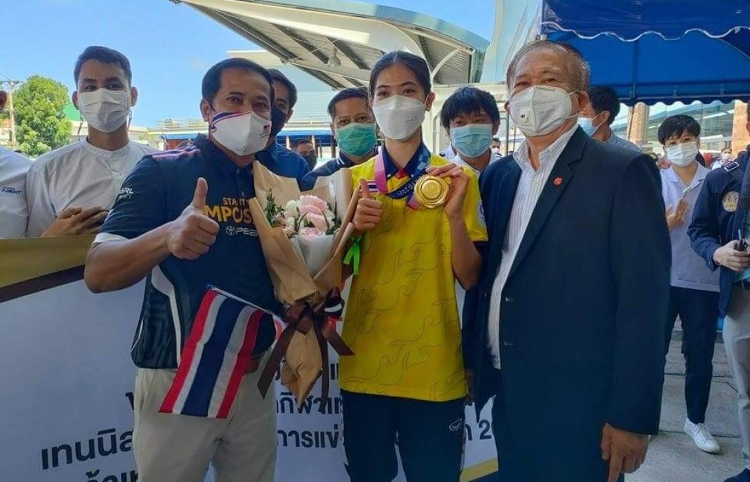 โตโยต้า ร่วมแสดงความยินดี“น้องเทนนิส”พาณิภัค วงศ์พัฒนกิจ 