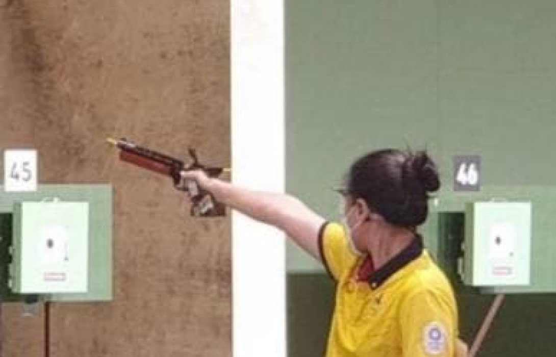 เสียดาย“ธันย่า”ขาด 1 แต้มอดเข้าไฟนอลปืนสั้นสตรี