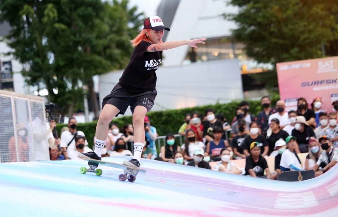 แข่งเซิร์ฟสเก็ตภูเก็ตสุดคึกคัก“พัทธรนันท์”โชว์ลีลาสุดพริ้ว คว้ารางวัลชนะเลิศหญิง