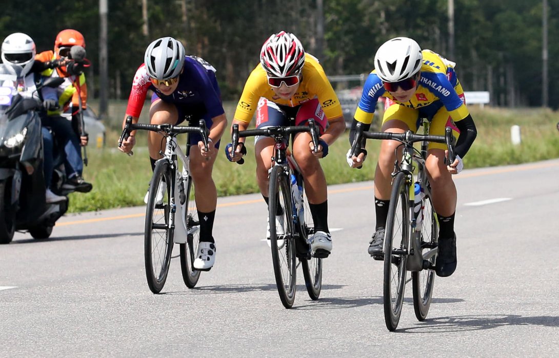 “จันทร์เพ็ง”โชว์ฟอร์มได้สุดยอดยึดผู้นำเวลารวม และเจ้าความเร็วได้ครองทั้ง“เสื้อเหลือง-เสื้อเขียว”