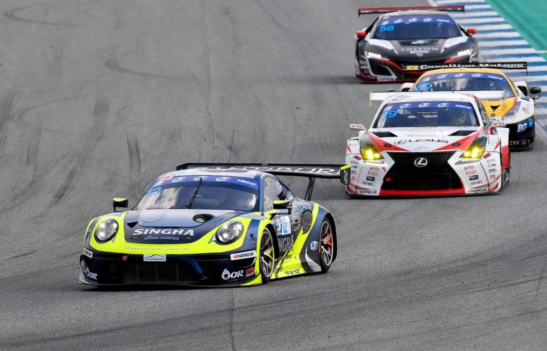 ‘ปิติ-แบมเบอร์’ ซิวแชมป์ประเทศไทย รุ่นจีที 3 ซิ่งไทยแลนด์ ซูเปอร์ซีรีส์ 2021