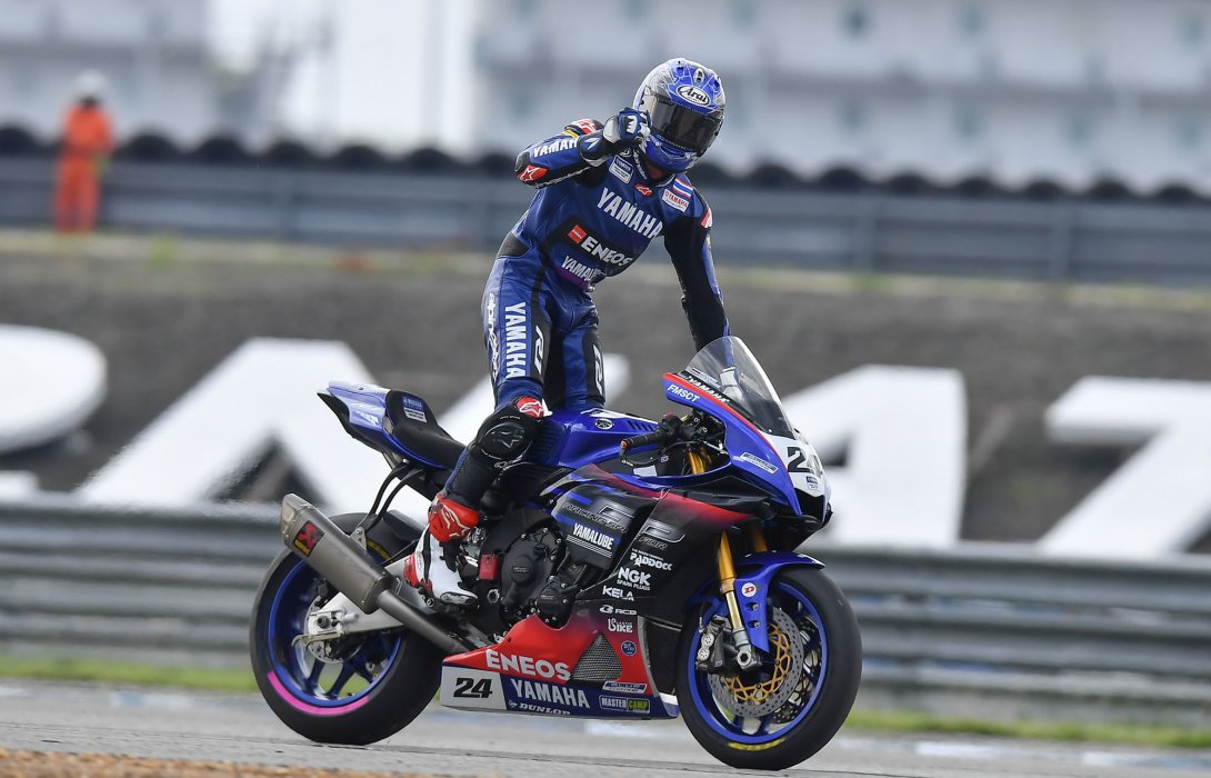 เพลงชาติไทยกระหึ่ม! “แสตมป์” อภิวัฒน์ วงศ์ธนานนท์  ผงาดแชมป์บิดเอเชีย