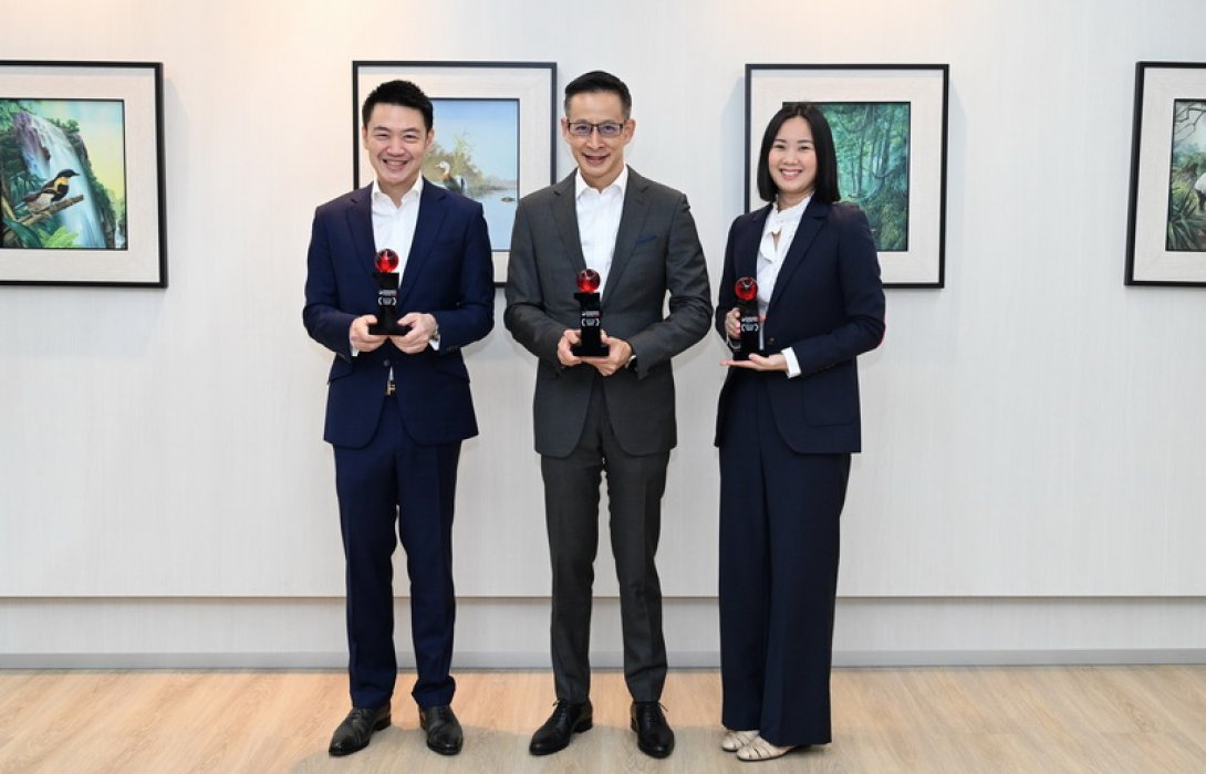 เมืองไทยประกันชีวิต คว้า 3 รางวัลระดับเอเชีย “New Insurance Product of the Year – Thailand”  “Domestic Life Insurer of the Year - Thailand” และ “Digital Insurance Initiative of the Year – Thailand” จากงาน Insurance Asia Awards 2022
