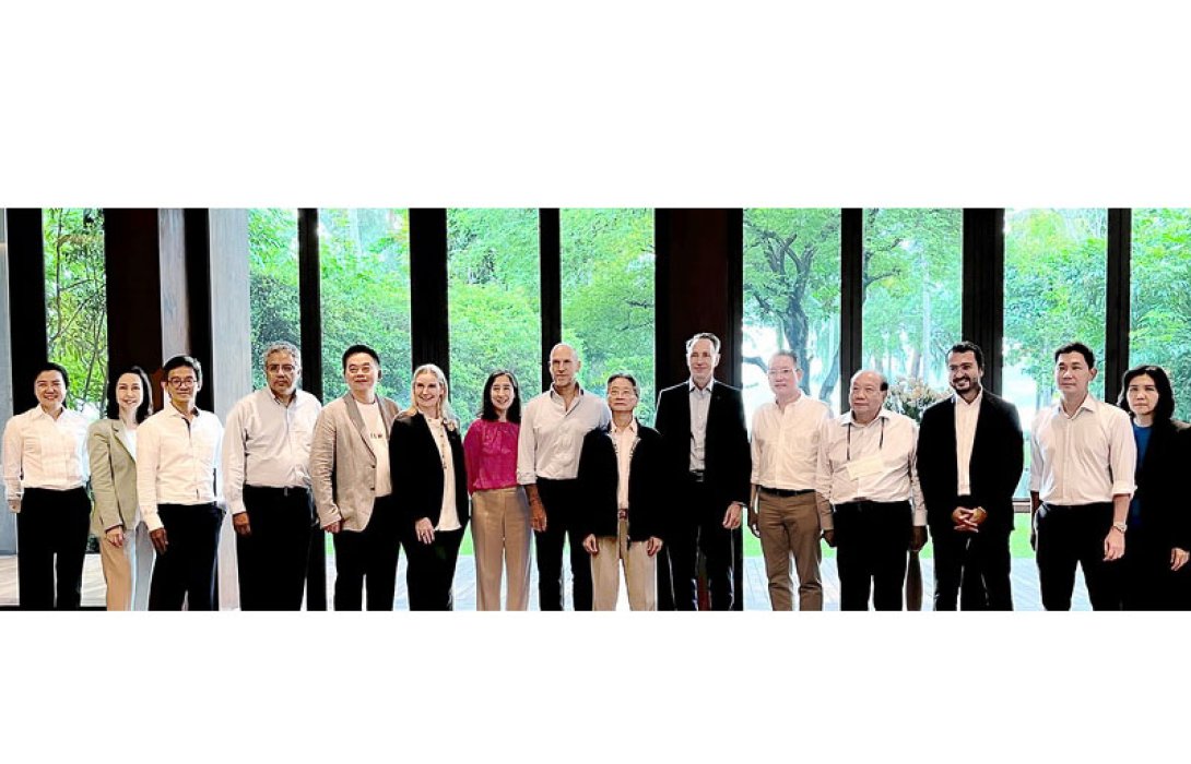 ธนาคารกรุงไทย และกลุ่มแอกซ่า ผู้ถือหุ้นกรุงไทย-แอกซ่า ประกันชีวิต จัดประชุมผู้ถือหุ้นที่จังหวัดภูเก็ต ตอบรับวิสัยทัศน์และเป้าหมายการเติบโต 5 ปี มุ่งสู่บริษัทร่วมทุนประกันชีวิตที่ใหญ่ที่สุดในประเทศไทย