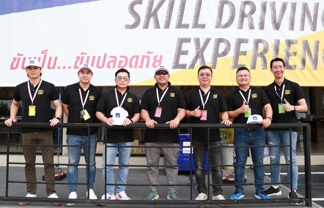 แอกซ่าประกันภัยร่วมสนับสนุนให้ความรู้การขับขี่รถอย่างปลอดภัย