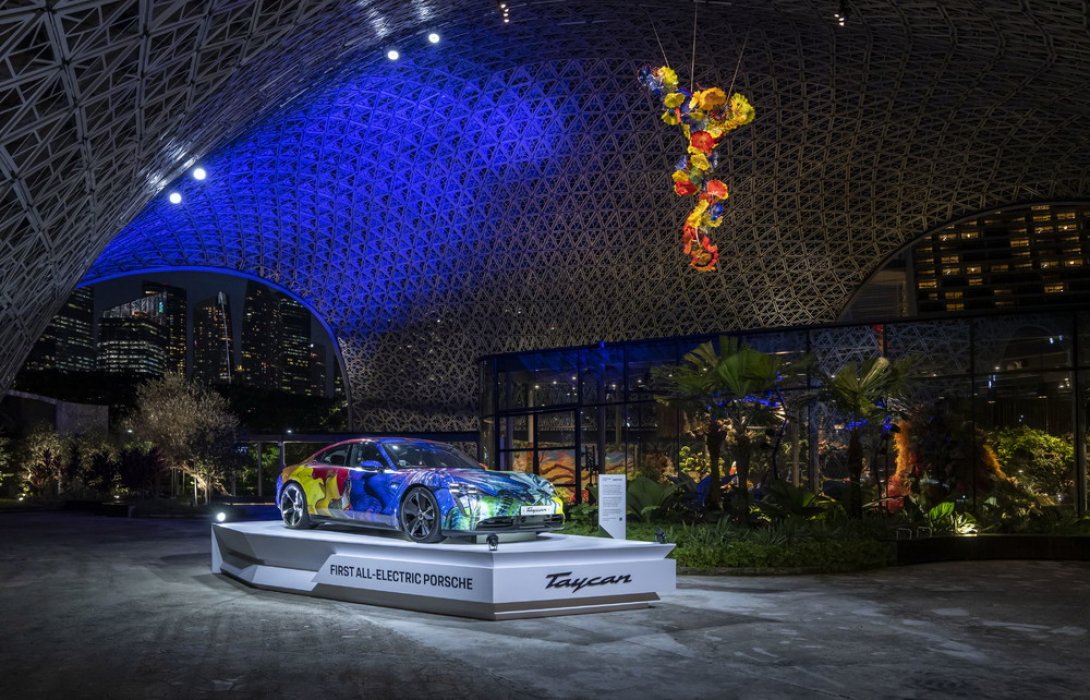 ปอร์เช่จัดนิทรรศการ Porsche Taycan electrifies Singapore’s Gardens by the Bay 