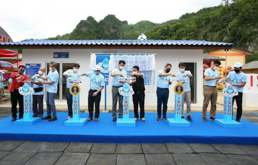 อีซูซุสานต่อโครงการ “อีซูซุให้น้ำ...เพื่อชีวิต” โรงเรียนที่ 40 ส่งมอบระบบน้ำดื่มสะอาดแก่โรงเรียนบ้านปางมะเยา อ.เชียงดาว จ.เชียงใหม่