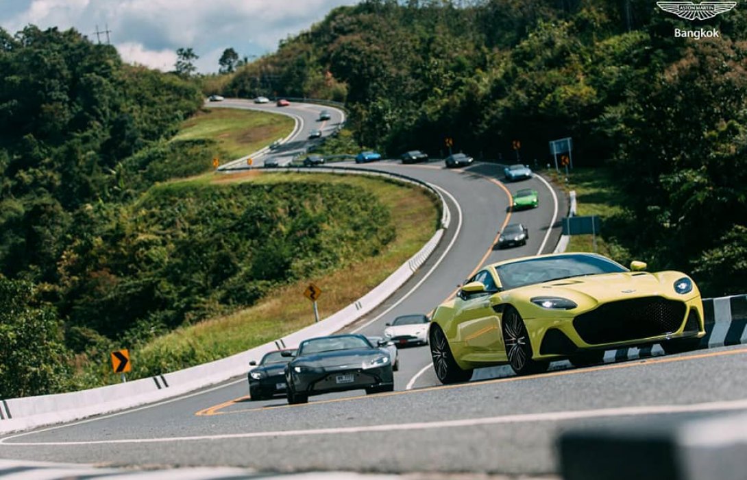 แอสตัน มาร์ติน แบงคอก จัดคาราวานท่องเที่ยวน่าน ปันน้ำใจเพื่อผู้ประสบภัยหนาว และโรงพยาบาลบ่อเกลือ