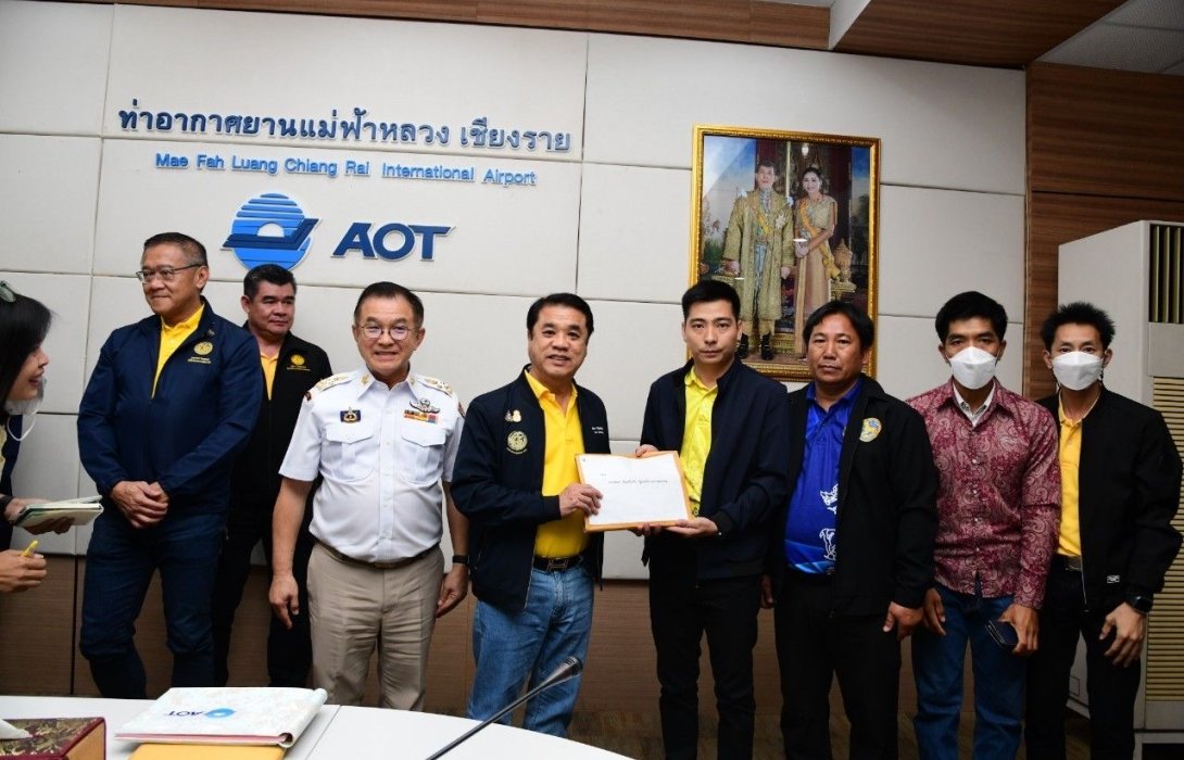 “สุริยะ” เช็กงานความคืบหน้าการพัฒนาสนามบินแม่ฟ้าหลวง 
