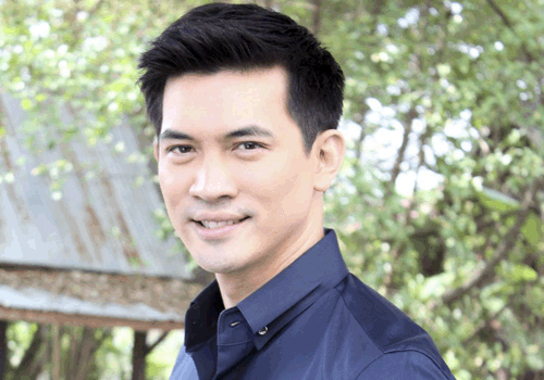 พระเอกควบเทรนเนอร์ บทบาทใหม่... 